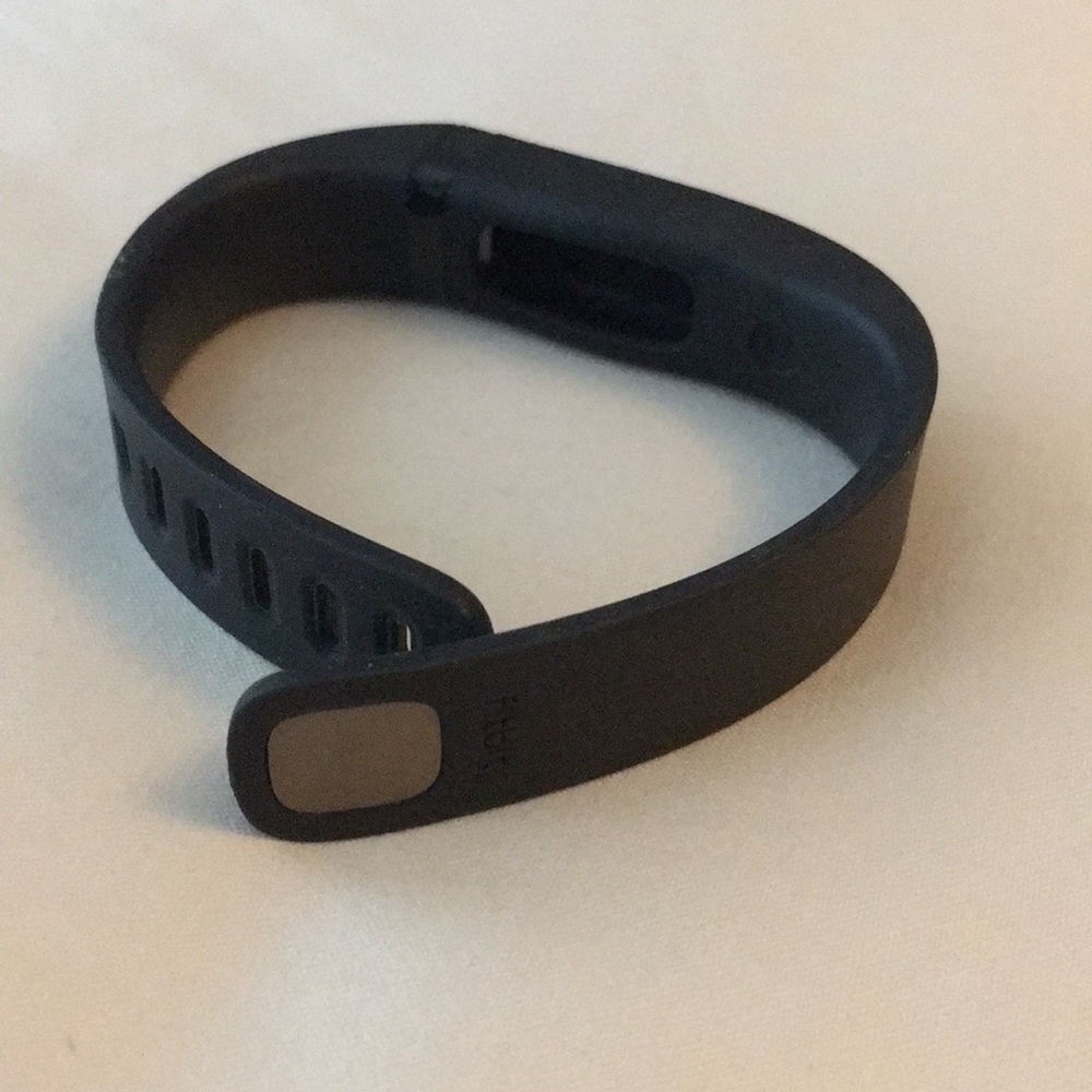 Fitbit Band Small does NOT include Fitbit - Picture 2 of 2